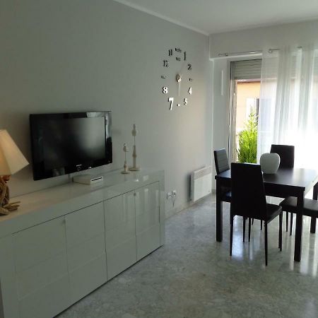 Residence Albert Premier Ментона Екстериор снимка